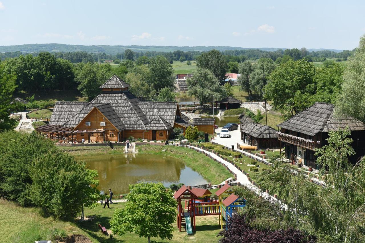 Etno Selo Moravski Konaci Velika Plana Exterior foto
